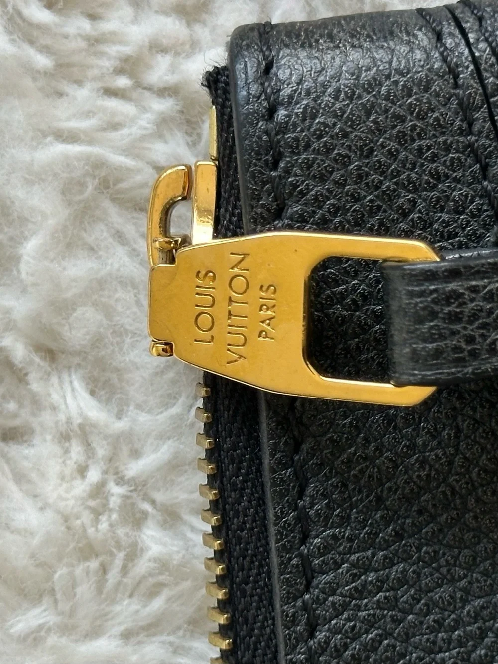 Louis Vuitton Empreinte Daily Pouch Black Monogram - Picture 7 of 12